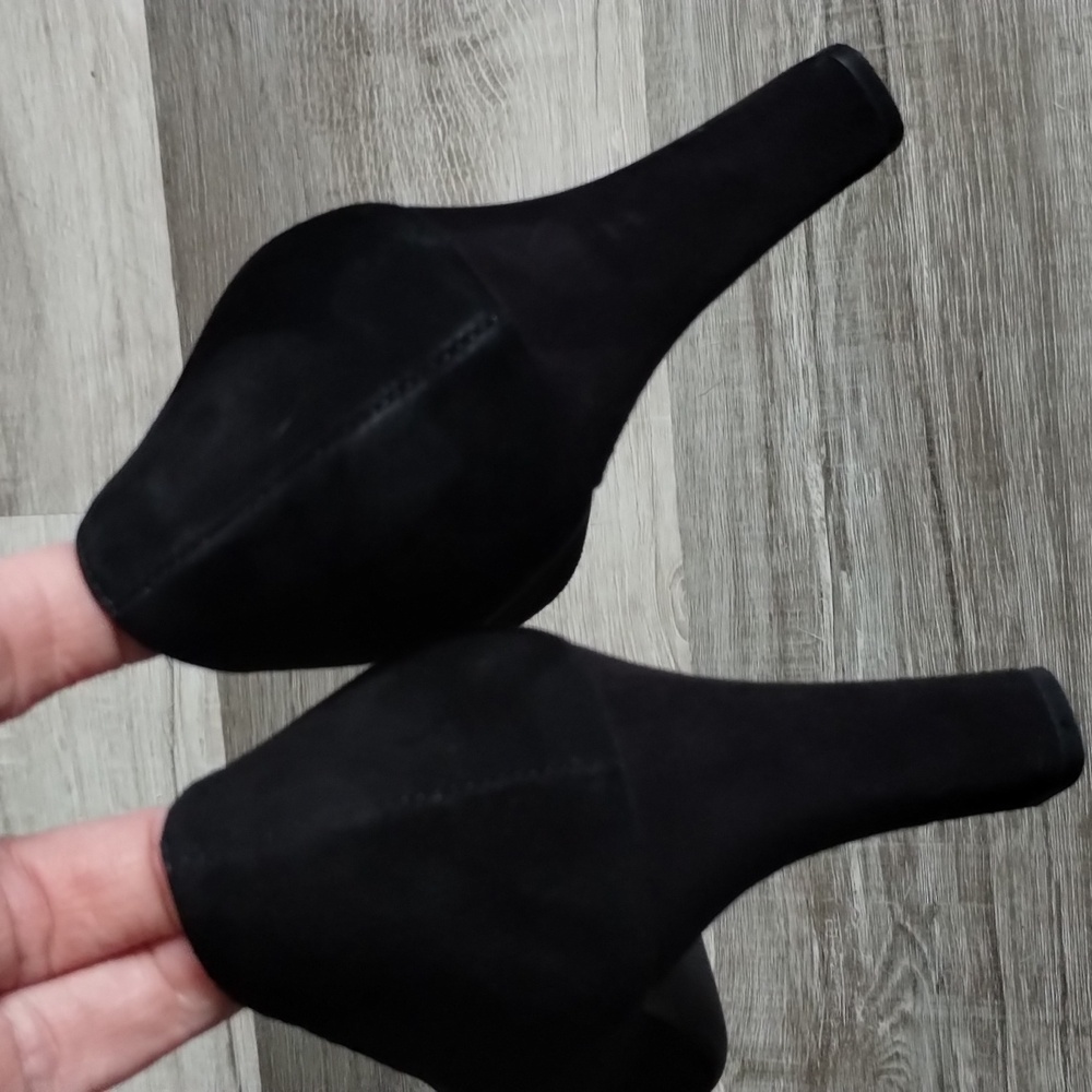 LK Benett London Black Suede Tess Courts Pumps - Picture 12 of 14
